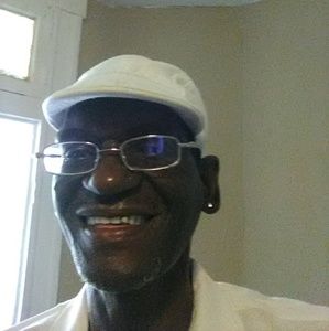 Meet your Posher, Lendell